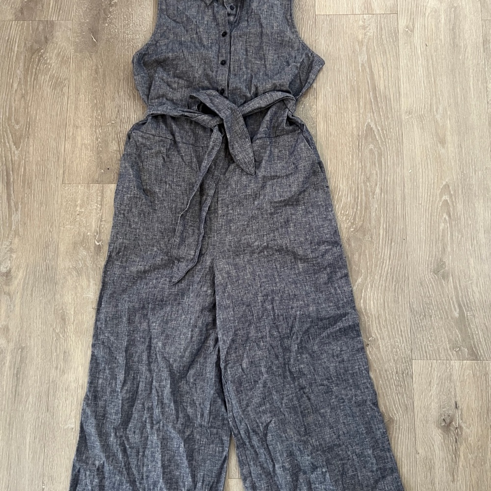 Banana Republic Women's Sleeveless denim Jumpsuit Size 6